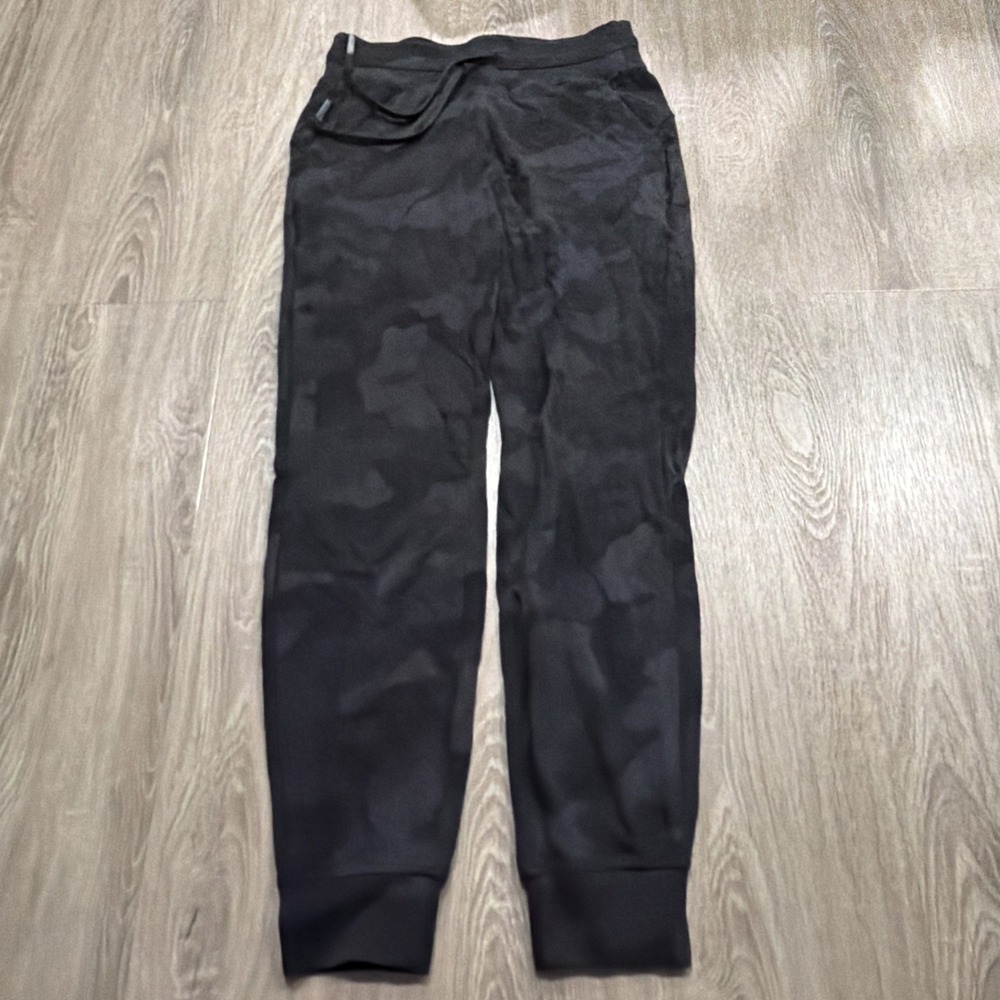 Lululemon‎ Ready to Rulu HR Jogger 7/8 Length Heritage 365 Camo Deep Coal Size 4